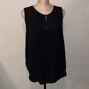 Madewell Black.  Excellent condition.
Sleeveless Keyhole Blouse Large